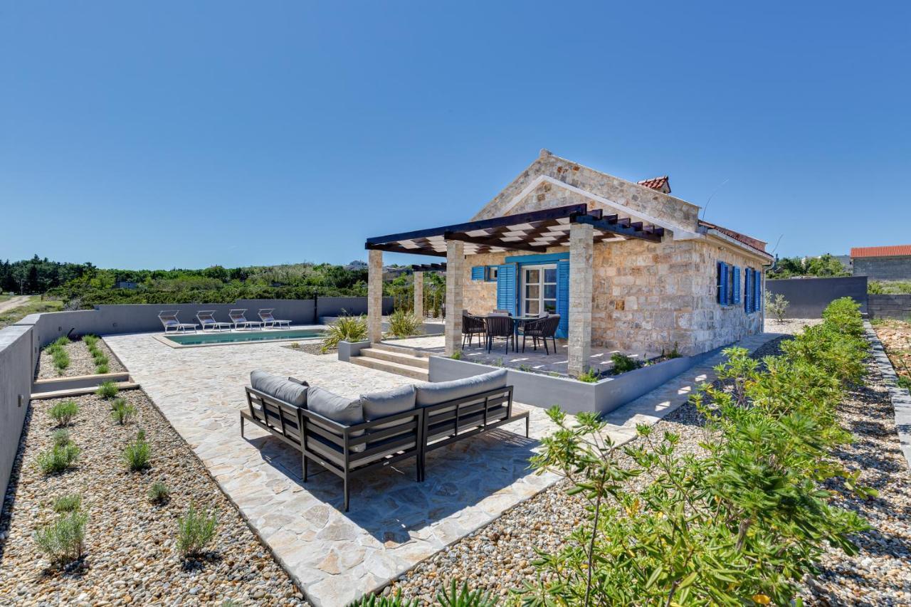Stonehouse Milan Villa Ražanac Exteriör bild