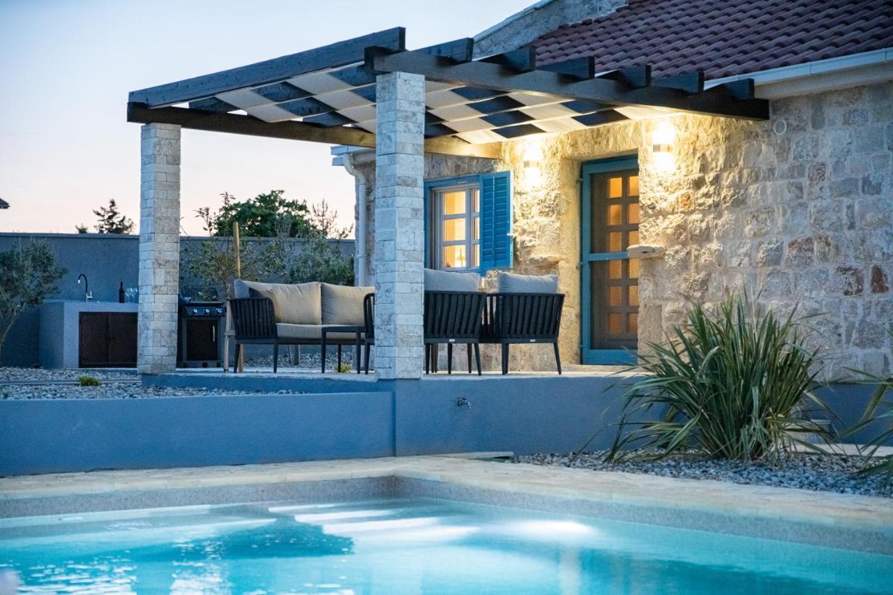 Stonehouse Milan Villa Ražanac Exteriör bild